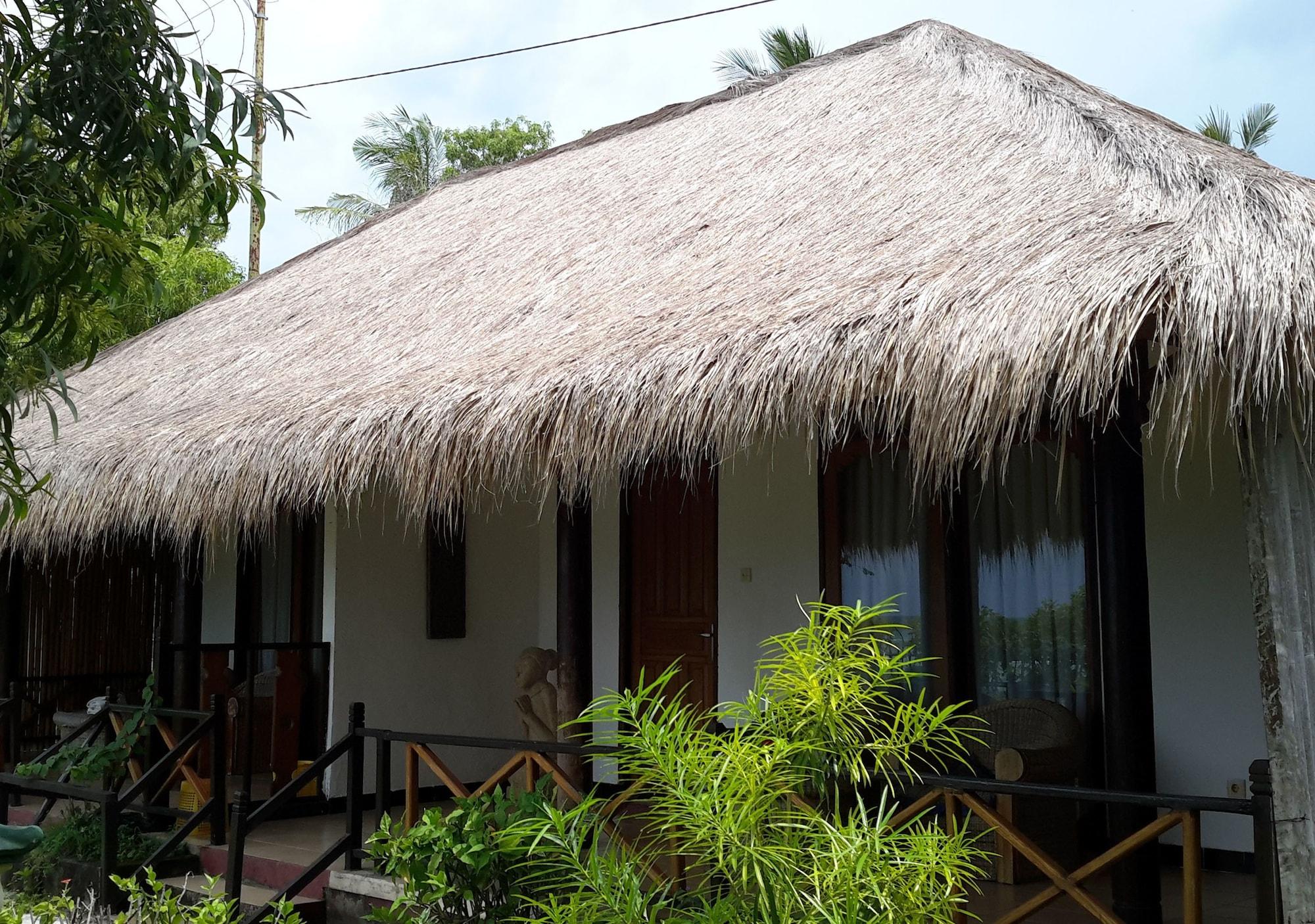 Oyo 2861 Hotel Gili Air & Restaurant Exterior photo